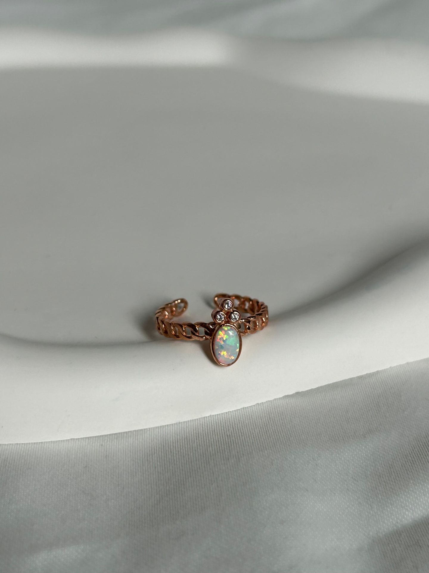 925 Ayar Gümüş Taşlı Modern Yüzük - Ayarlanabilir