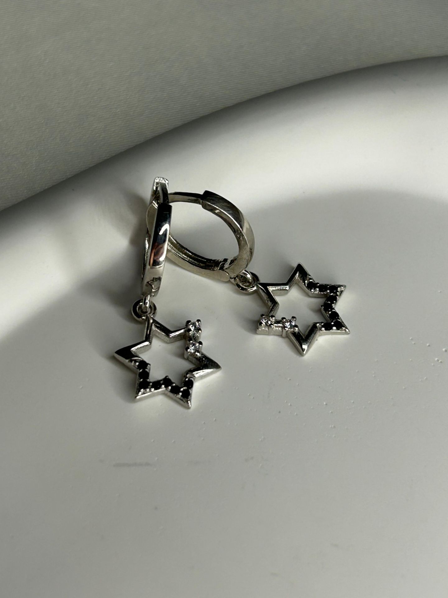 925 Ayar Gümüş Taşlı Yıldız Küpe